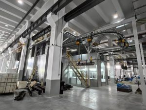 What are the requirements for using electric hoists in chemical plants?